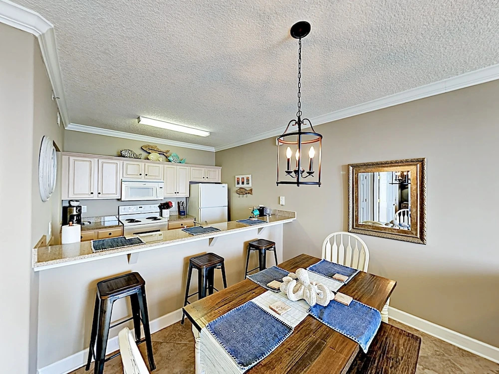 New Listing! Beachfront Bliss W/ Boundless Views 3 Bedroom Condo