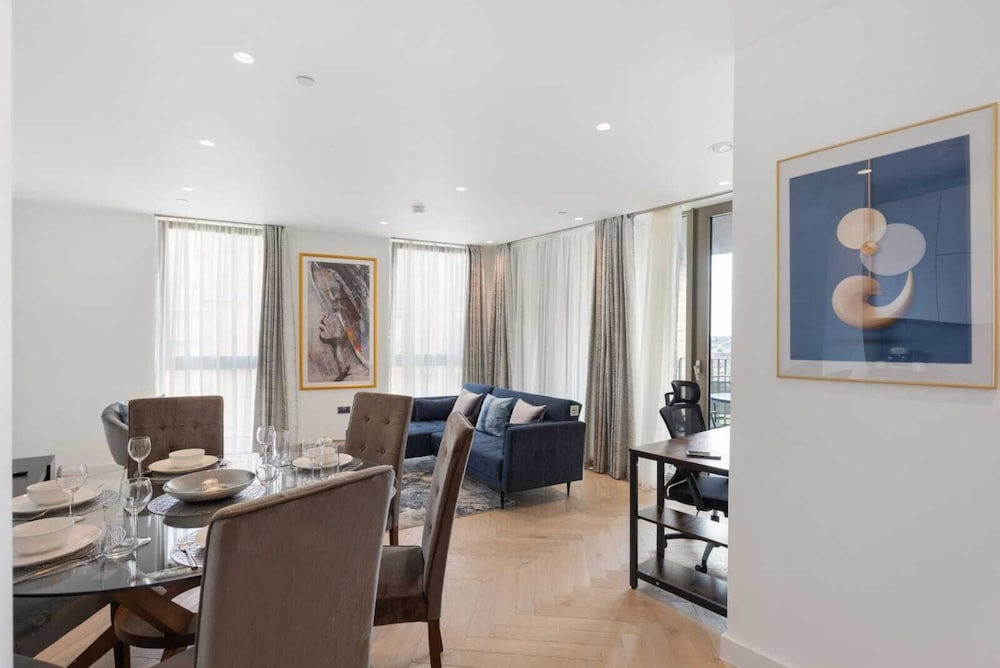 3br-sleeps8-central London-parking