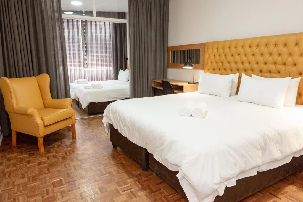 Hotel 224 & Apartments