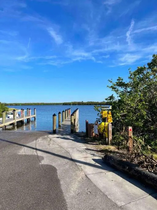 Harbor House, Luxury Waterfront-3BR w Private Dock