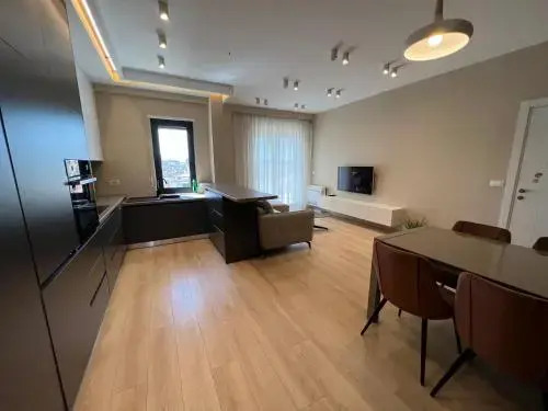 Skanderbeg Square Deluxe 1