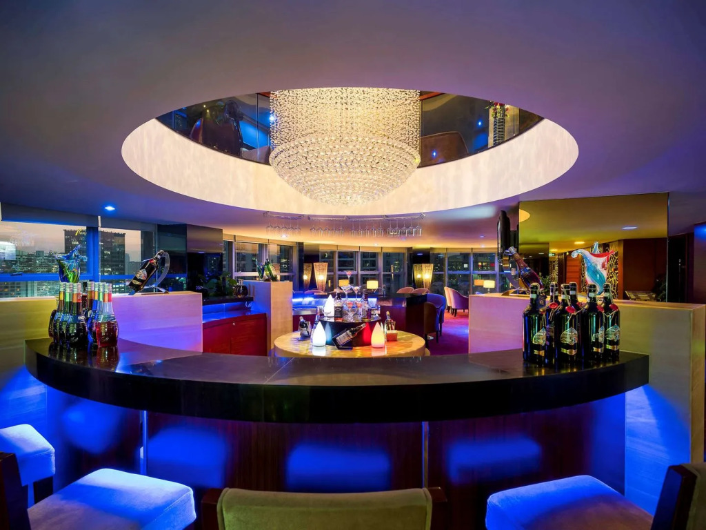 Grand Mercure Xiamen Downtown-Free Welcome Fruit & Metro Station