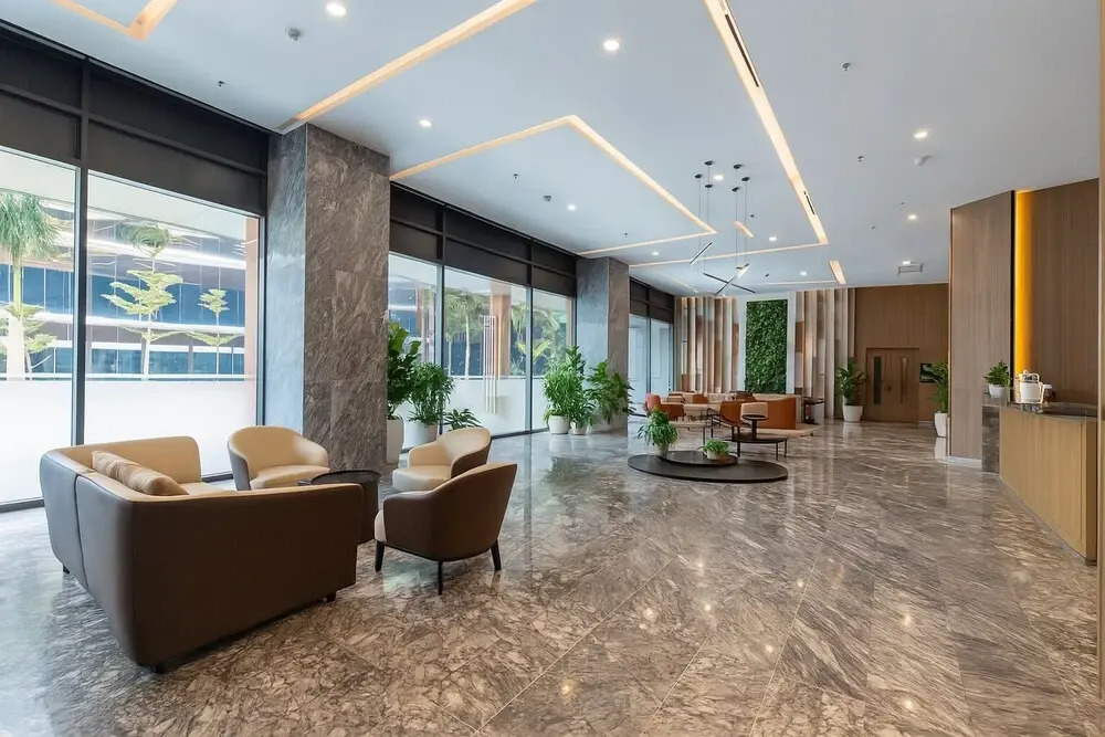 Lumière Riverside by Urban Home