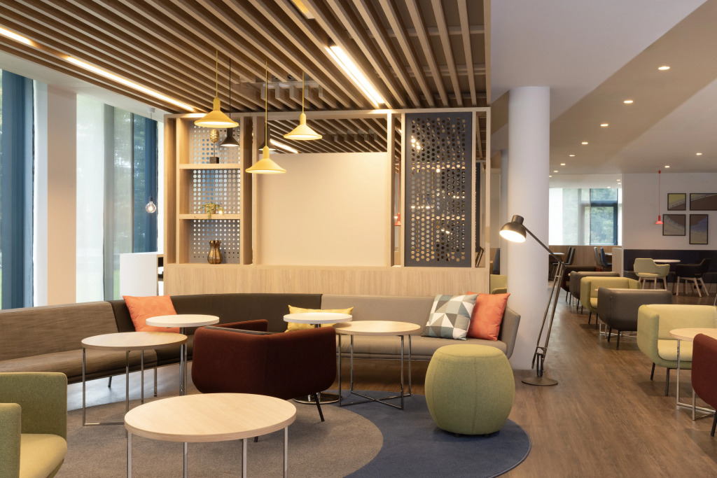 Holiday Inn Express Brussels - Airport by IHG