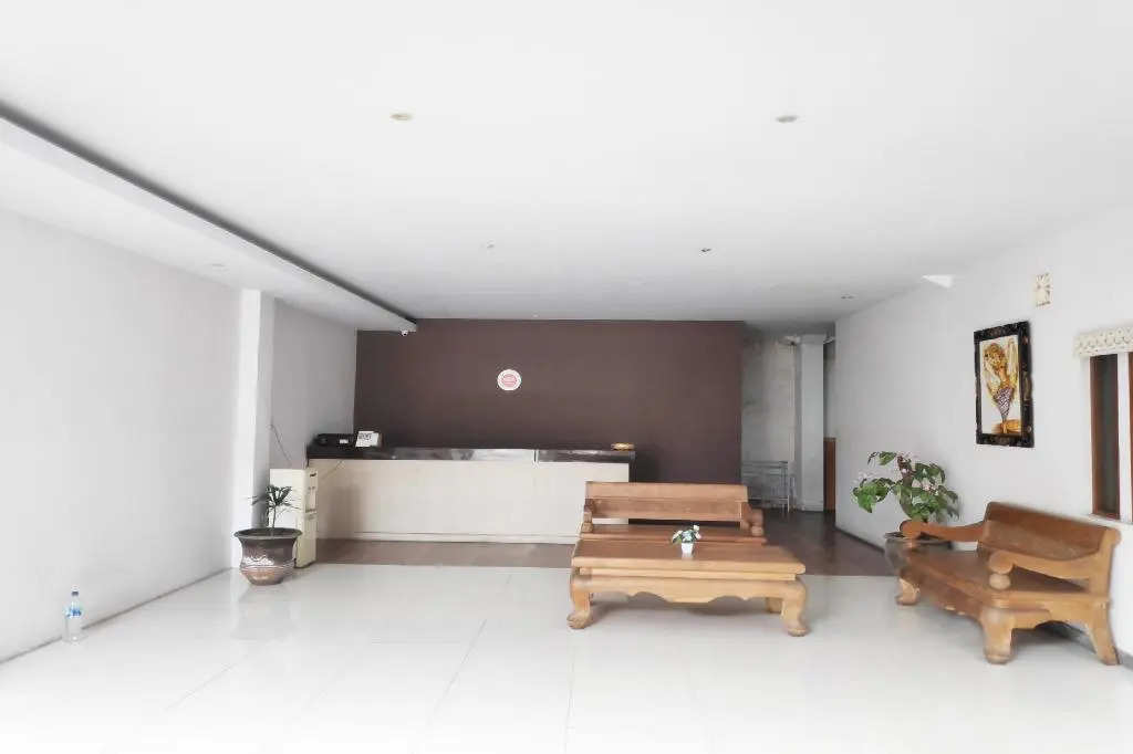 OYO 90104 Lanata Hotel