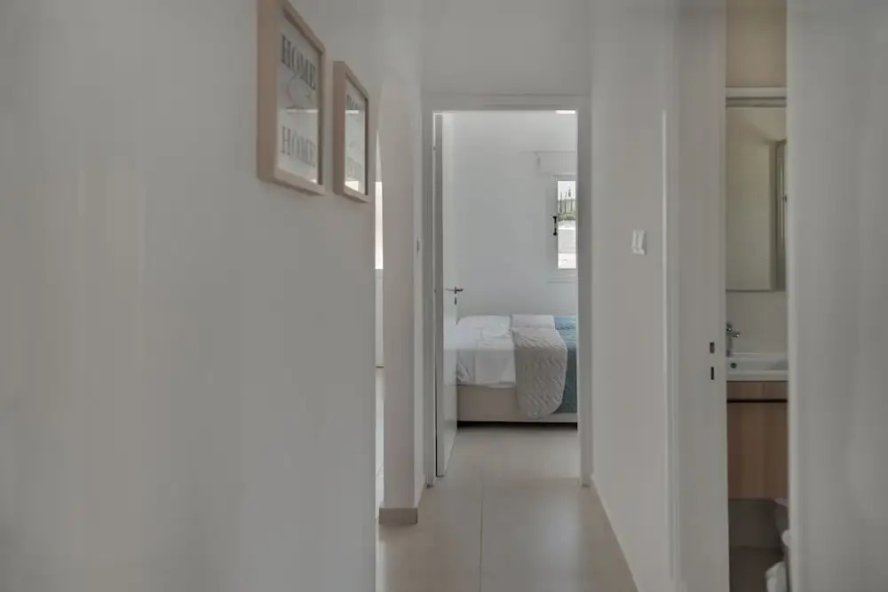 Phaedrus Living Olga Residence