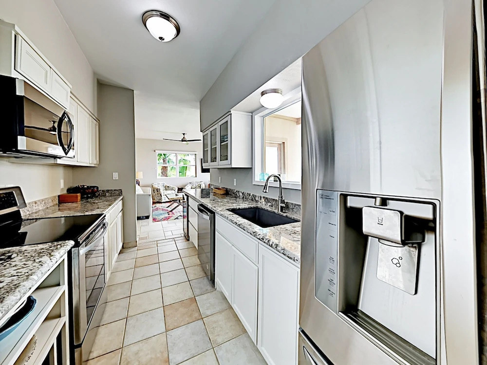 W Red Snapper Condo #111 2 Bedrooms 2 Bathrooms Condo
