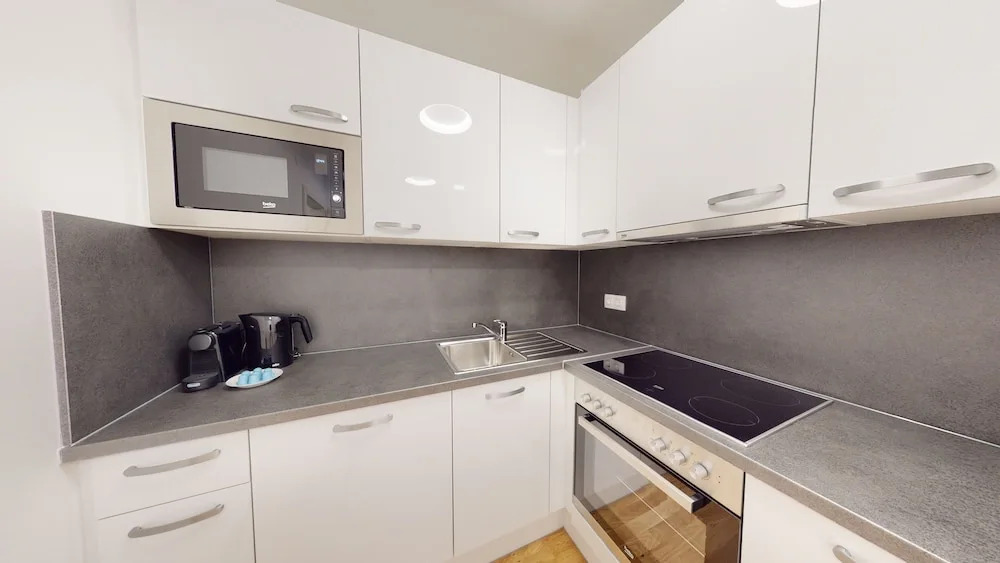 ALON HOMES Vienna - Premium City Center Apartments