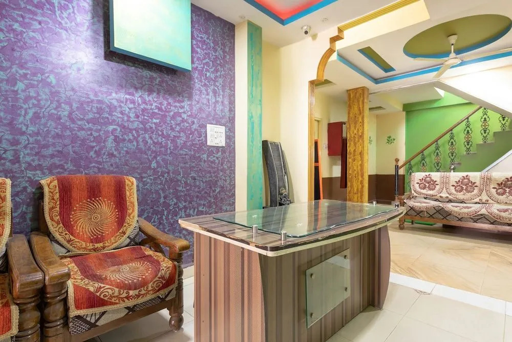 SPOT ON 40211 Hotel prakash inn