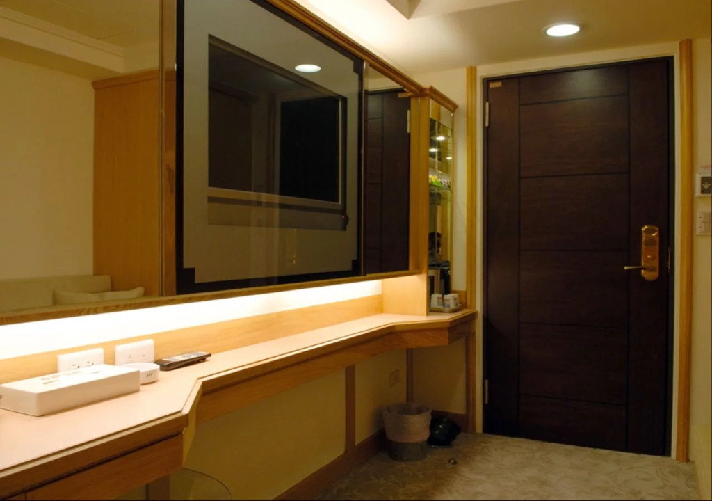 King Set Hotel