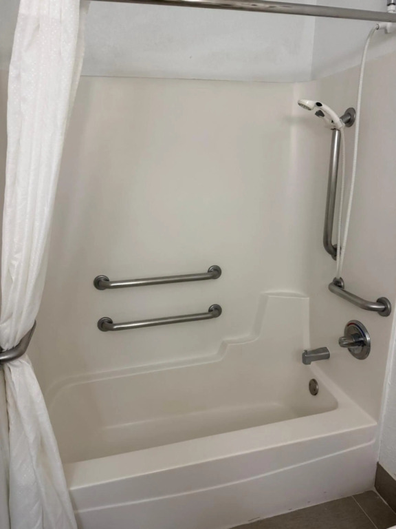 Country Inn & Suites by Radisson, Elgin, IL