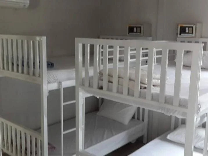 Koh Phi Phi Stones Bar Dorm Rooms & Restaurant