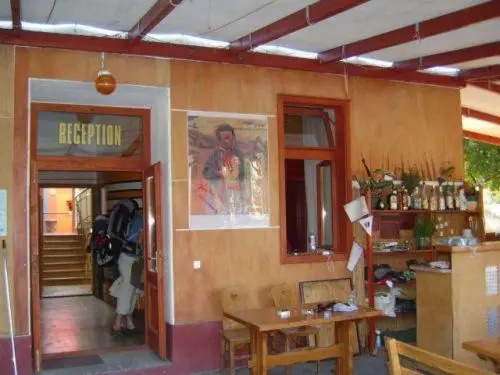 Hullam Hostel