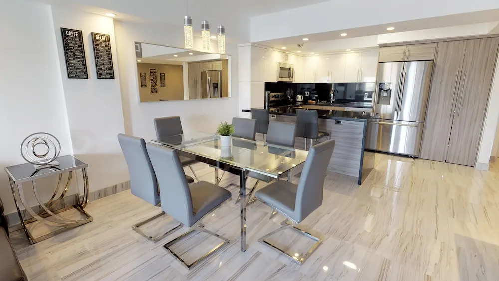 19370 Collins Ave # 426