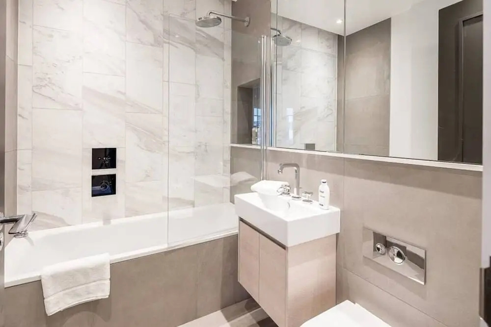 Modern 2 Bed, 2 Bath Apartment in Paddington