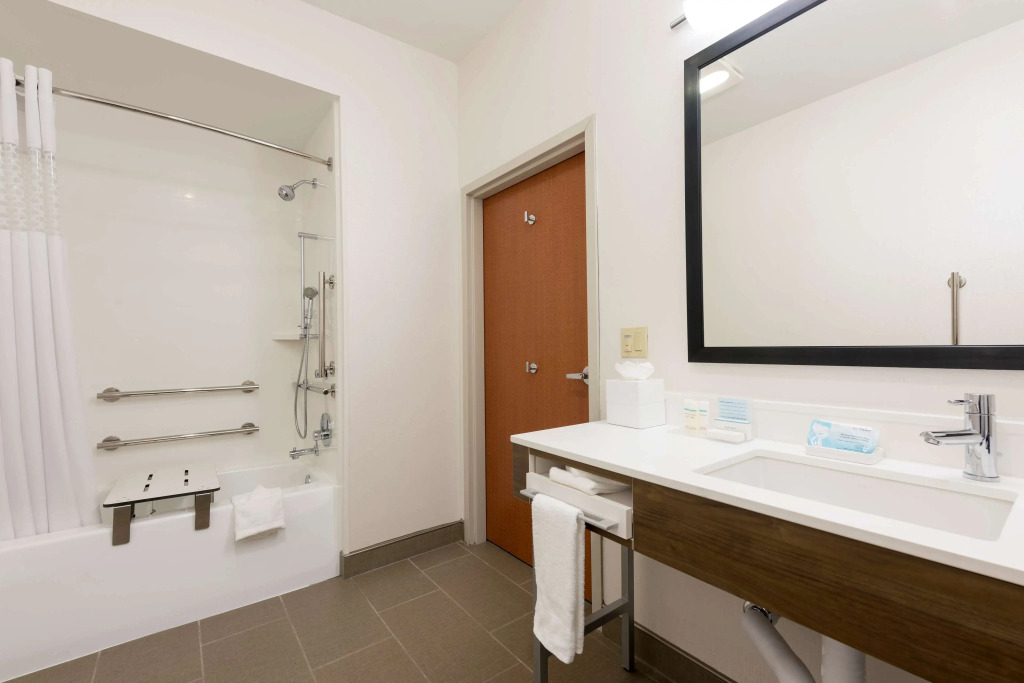 Hampton Inn & Suites East Lansing