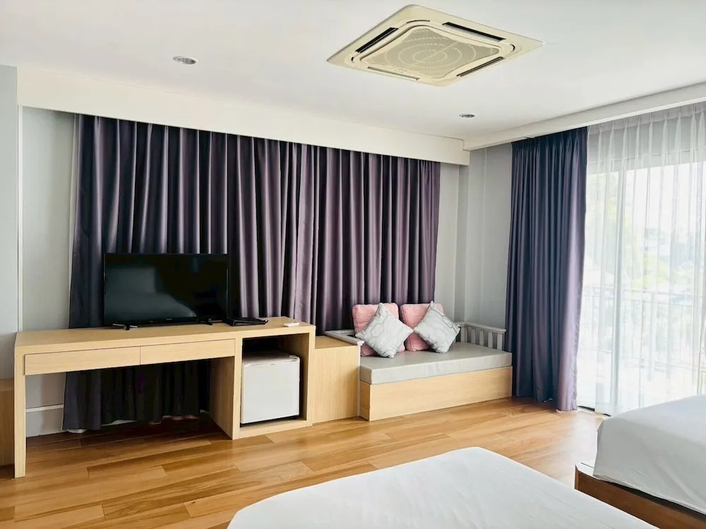 Luxurious 3-bedroom Seaview Apartment in Ao Nang, Thailand