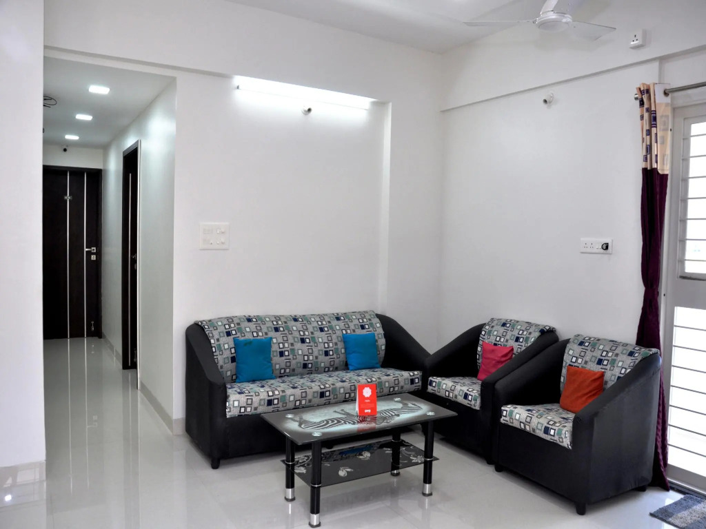 OYO 9533 Hotel Milind Villa