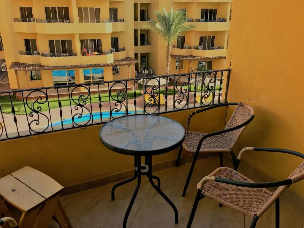 Pool View Apartments at British Resort - Unit 13