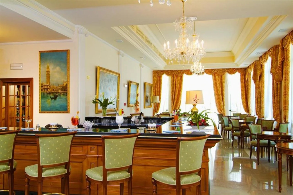 Hotel La Residence & Idrokinesis - Thermal Rehab