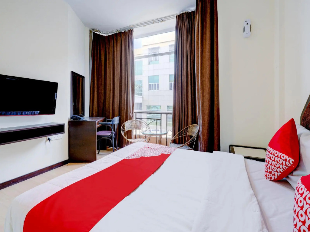 OYO 90351 Hotel Five Star 1
