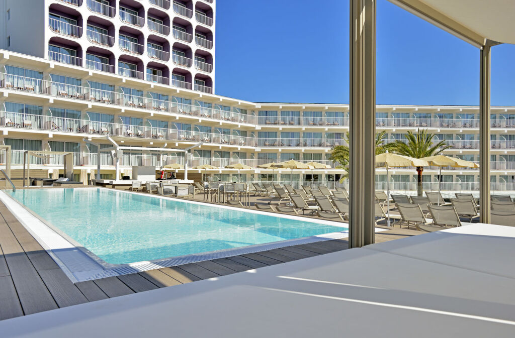 Отель Sol House Mallorca