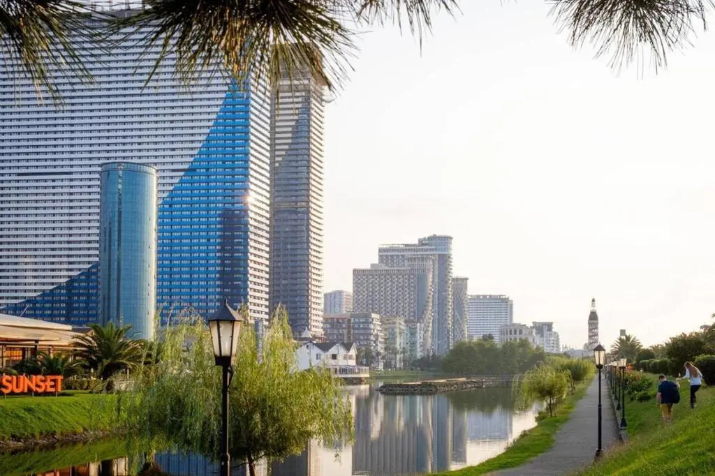 Orbi City 423