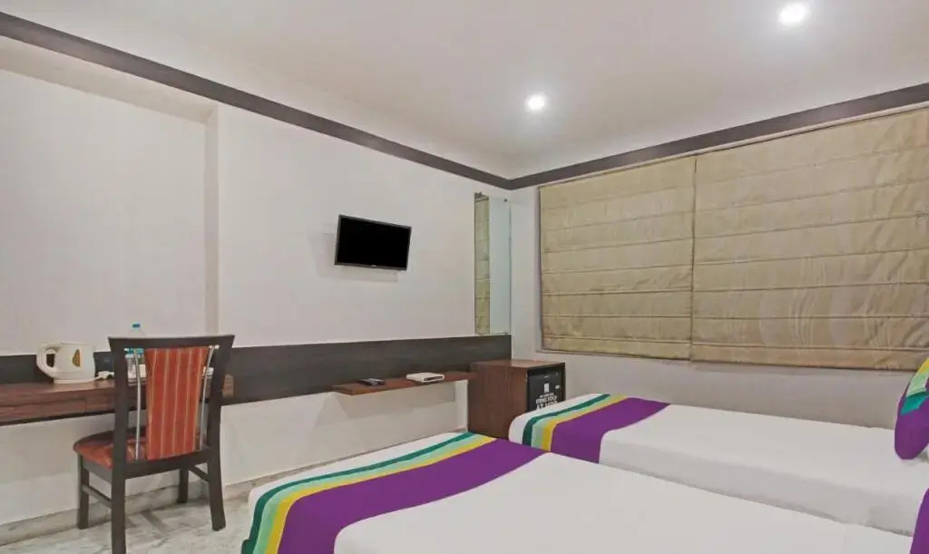 Dee Empresa Hotel