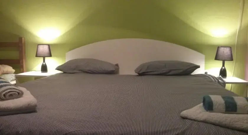 Guest House Ema