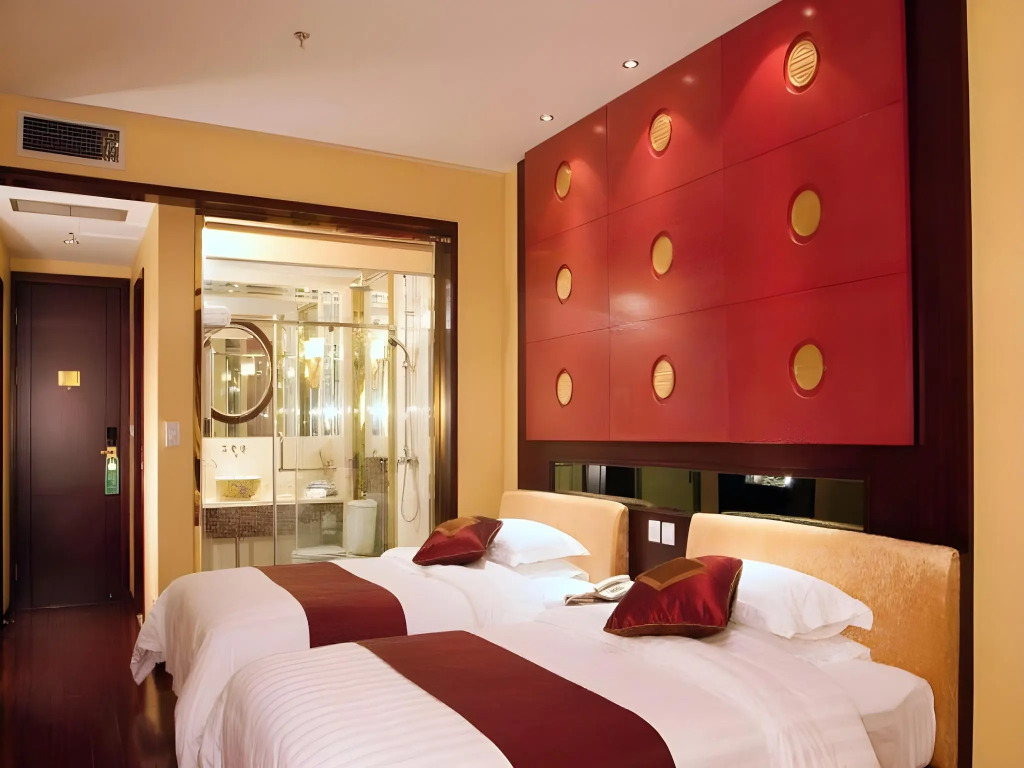 Western Royal Palace Hotel