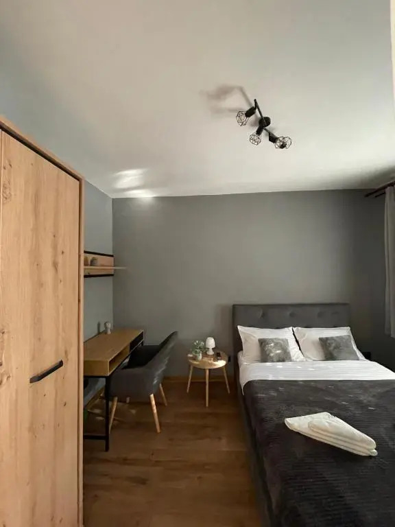 Cozy Studio 1 Bedroom nearby Value Center Mall