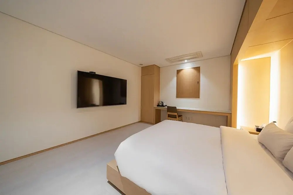 Guwol Rondo Hotel