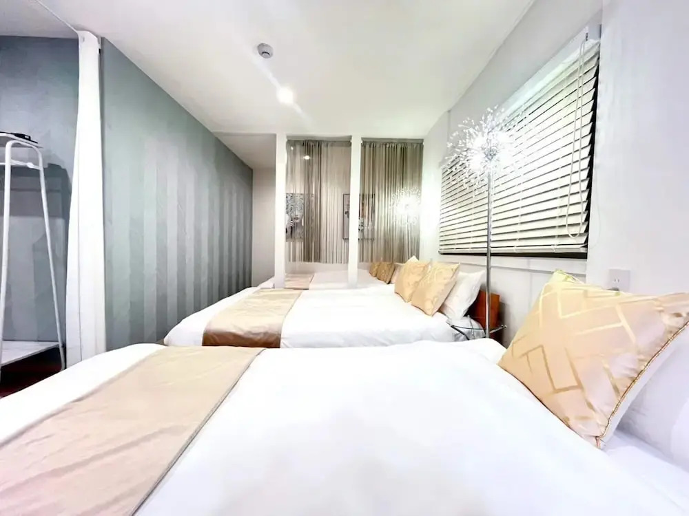 Namba Kuromon Central Self Inn