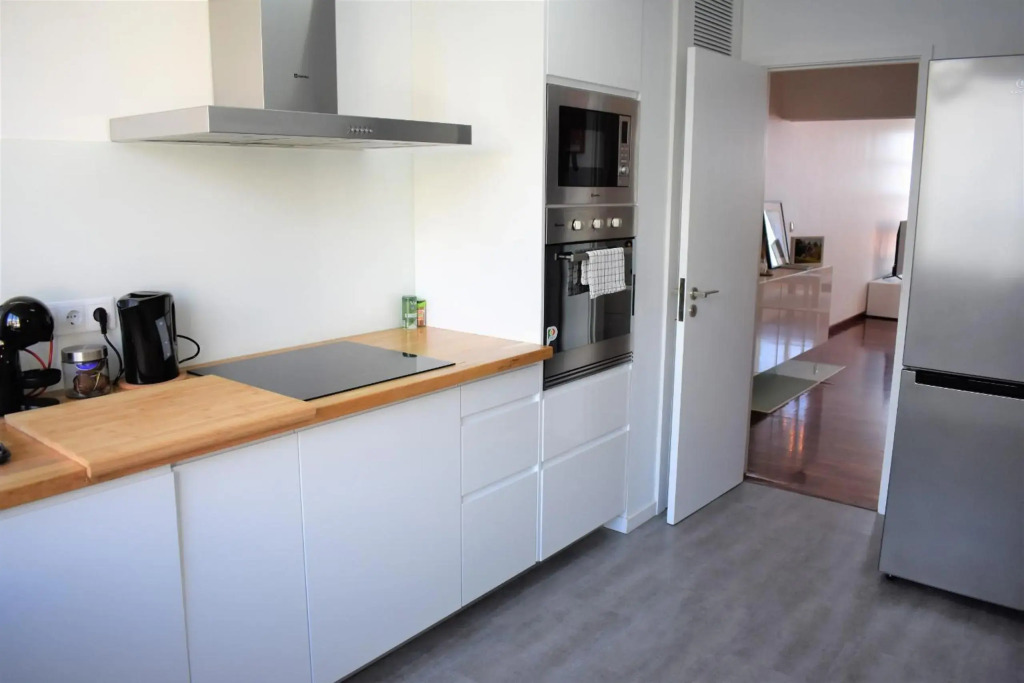 Madeira, 3 bedroom apartment with ocean views in Funchal