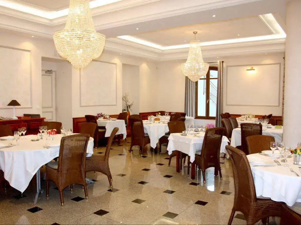 Logis - Hotel Restaurant du Parc