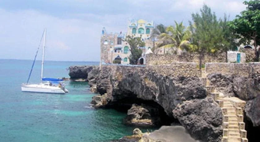 Blue Cave Castles