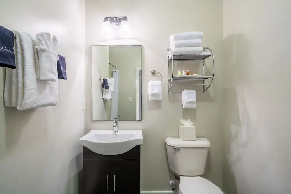 Cozysuites Musicrow Astonishing SDO Free Parking22