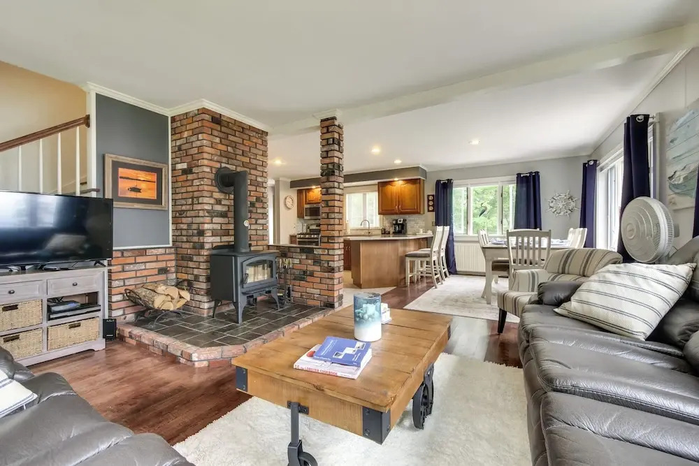 Enchanting Waterfront Sorrento Home w/ Deck!