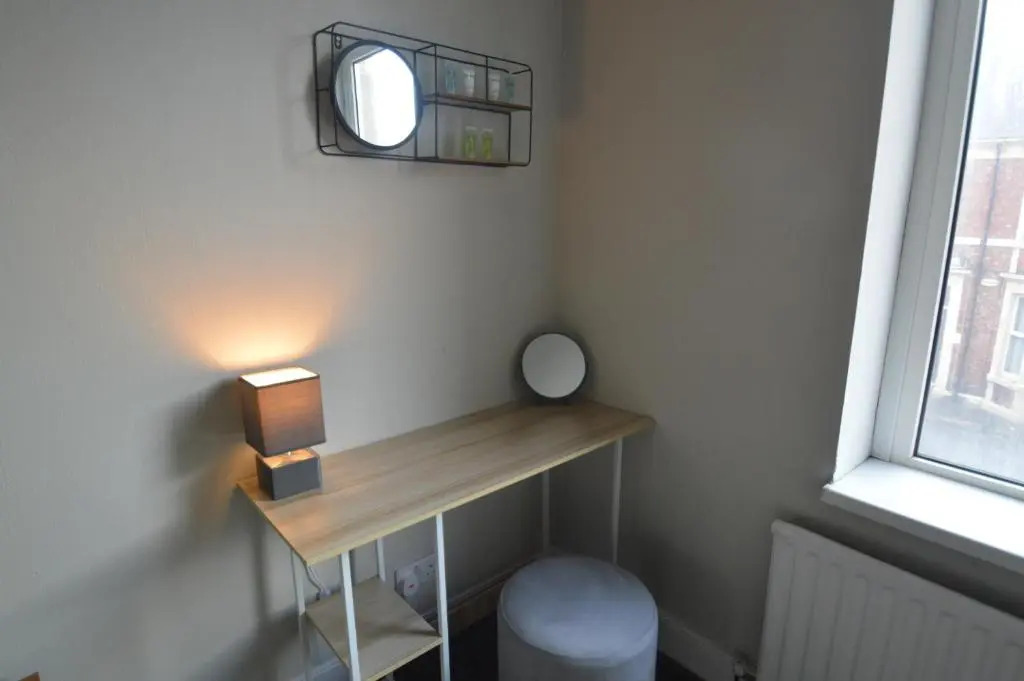 Spacious and Homely 3 Bedroom Flat - SuiteLivin