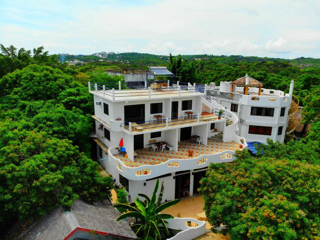 Aquarius Terraces Boutique Resort