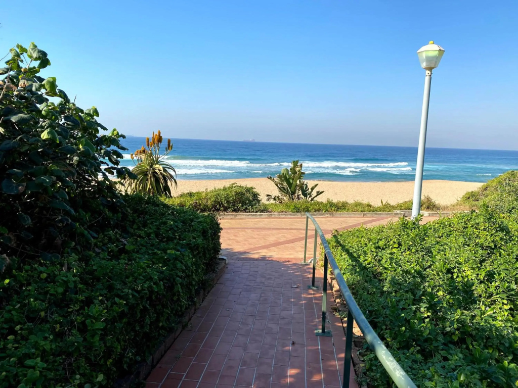 Kyalanga Beachfront Apartment