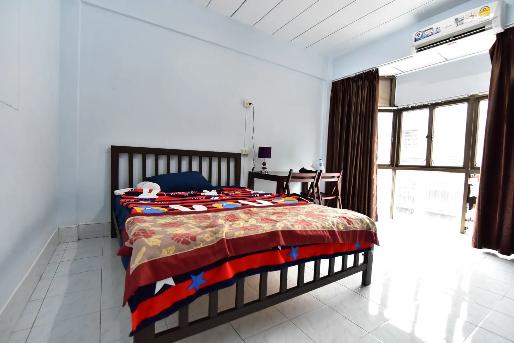 Shady'S Hostel