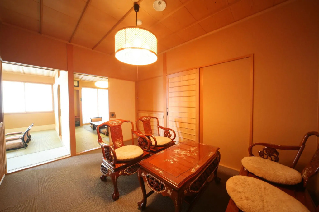 Oiwakeya Ryokan