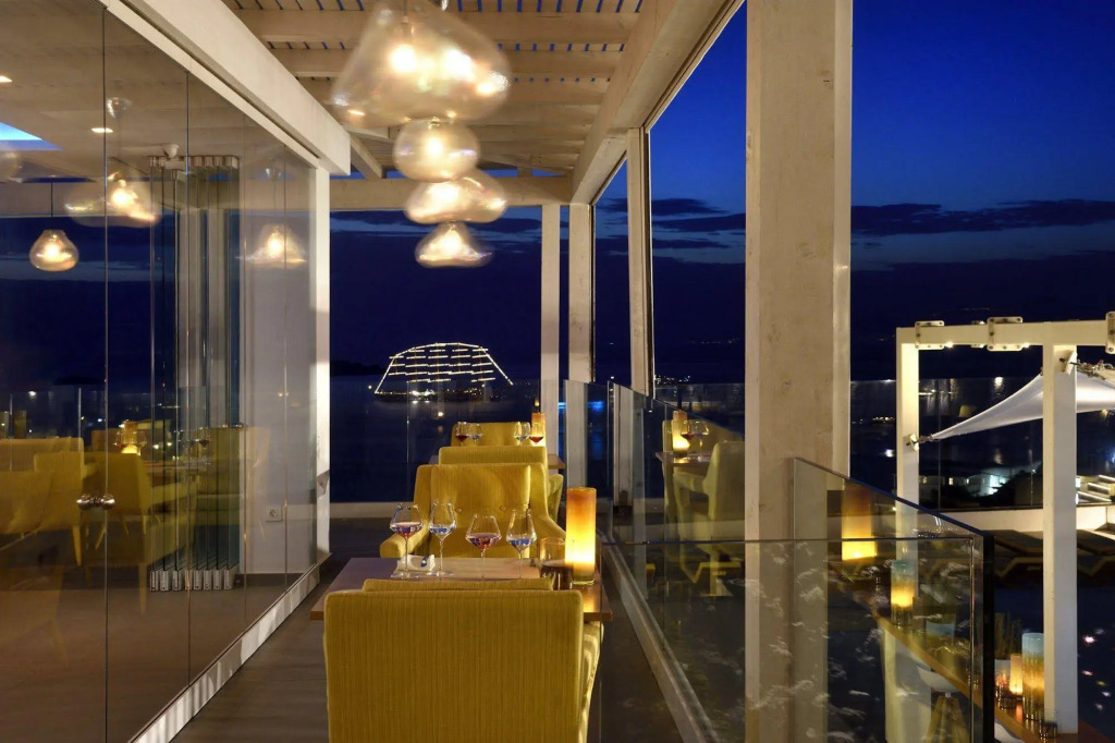 Отель Myconian Korali Relais & Chateaux