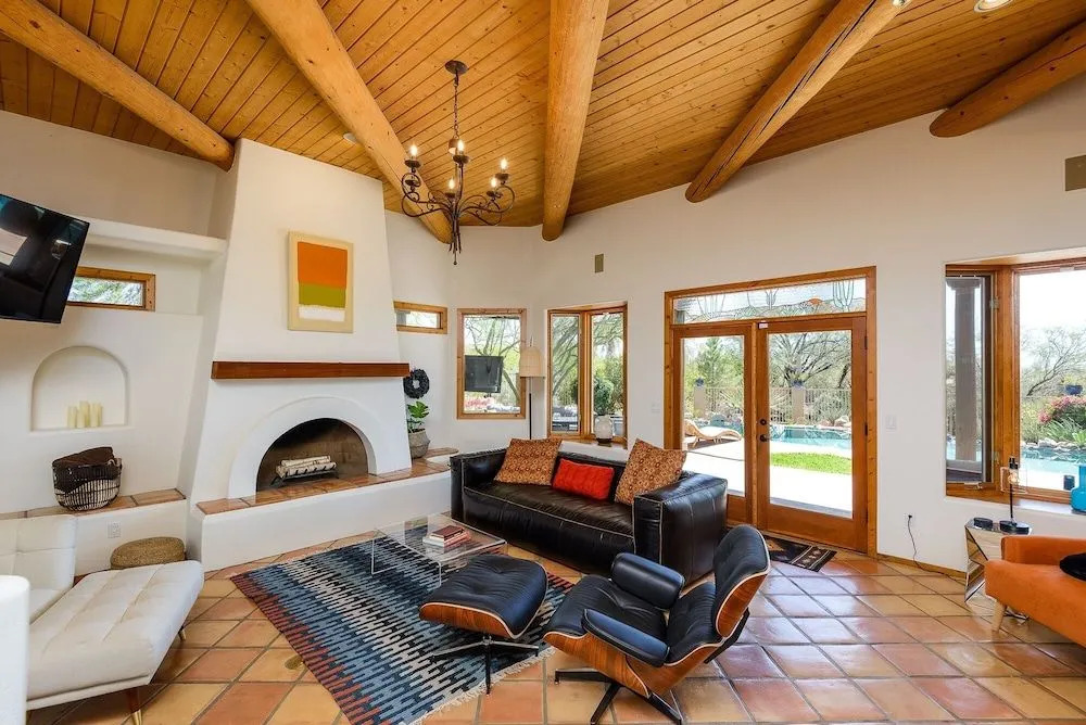 Casa Sanctuary 5 Bedroom Home by Redawning