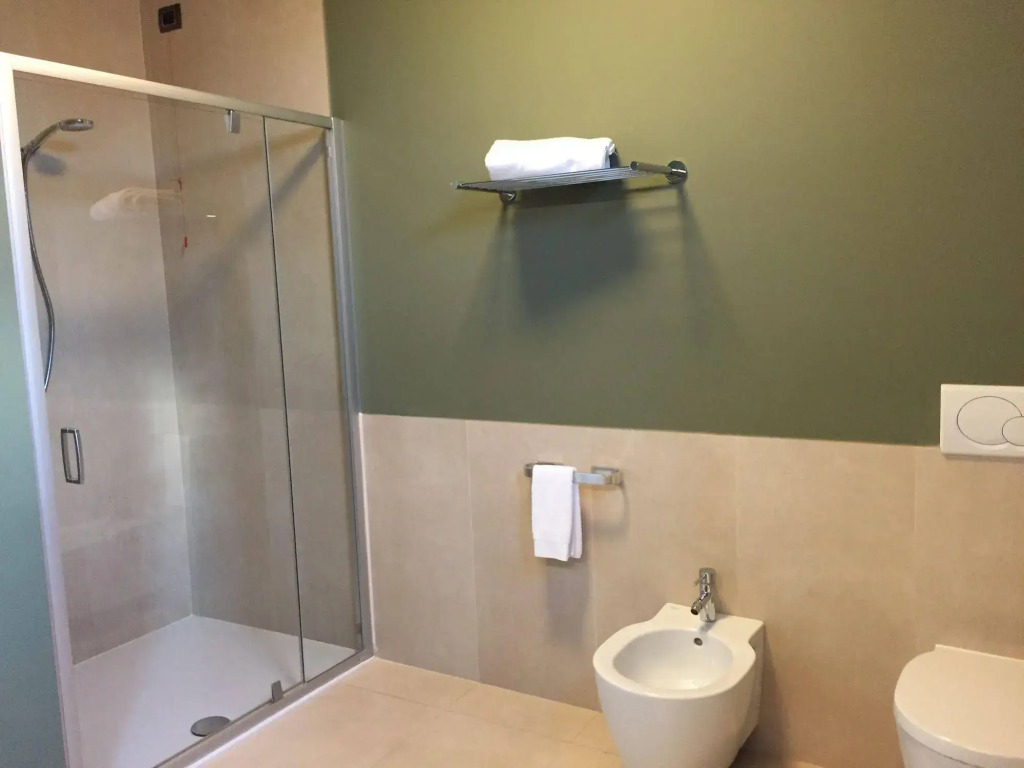 Zara Rooms & Suites