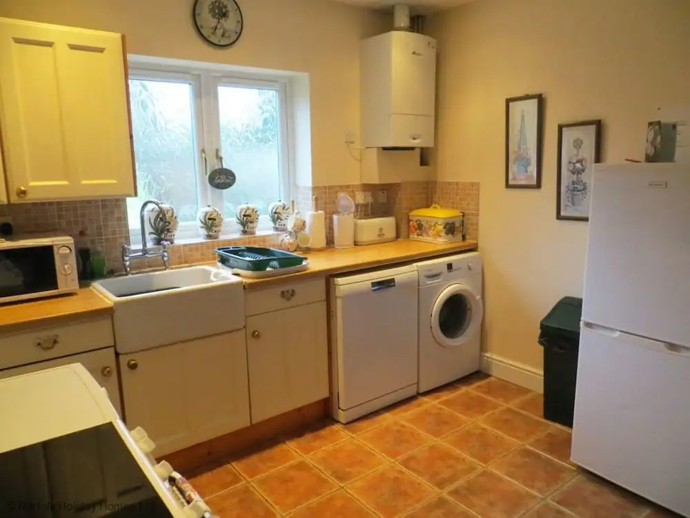 Foxgloves, Bungalow. 5 Mins to Holiday Amenities