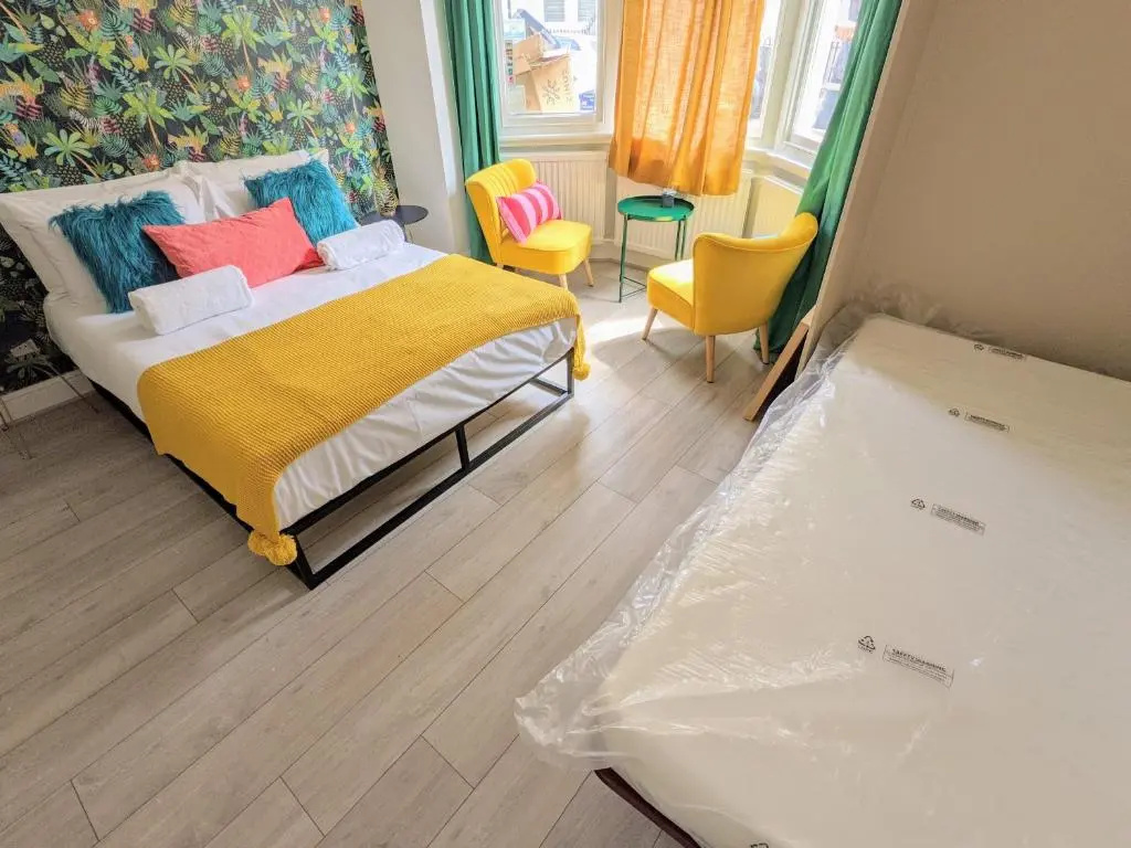 INNit Rooms - SaltWater Guest House