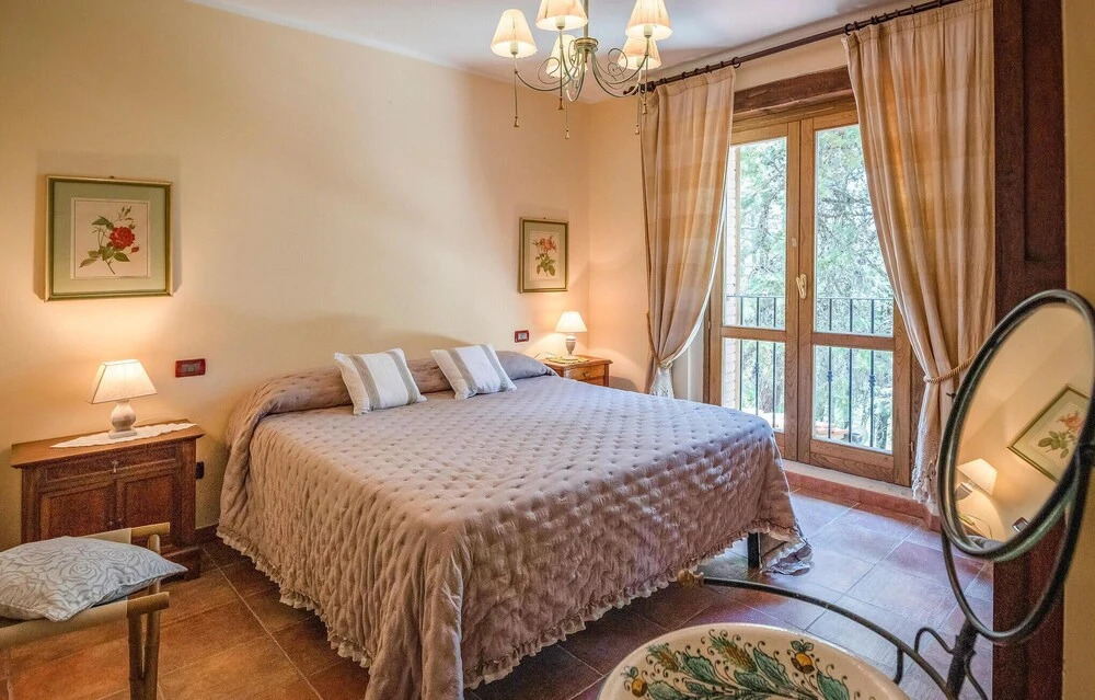 Stunning Home in Massa Marittima With Wifi and 6 Bedrooms