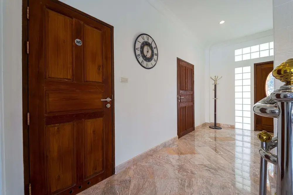 Luxurious 5-Bedroom Private Pool Villa! PV6